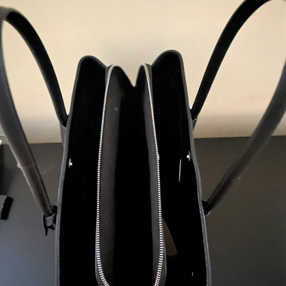 "Furla"  Women's Leather Tote Bag in Black - Picture 6 of 7